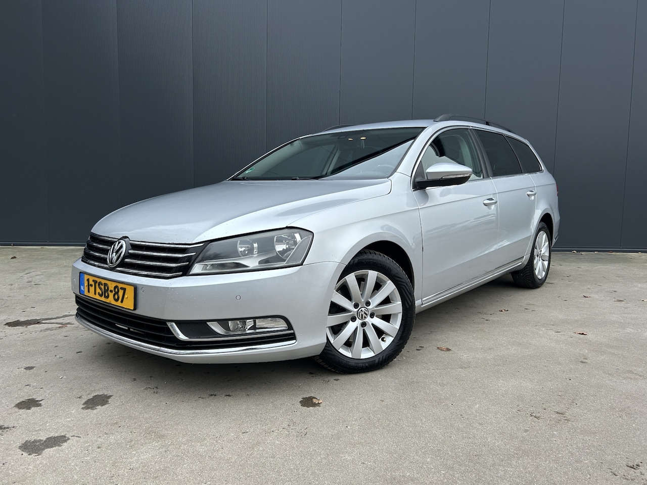 Volkswagen Passat Variant - 2.0 TDI AUTOMAAT COMFORTLINE CRUISE ECC - AutoWereld.nl
