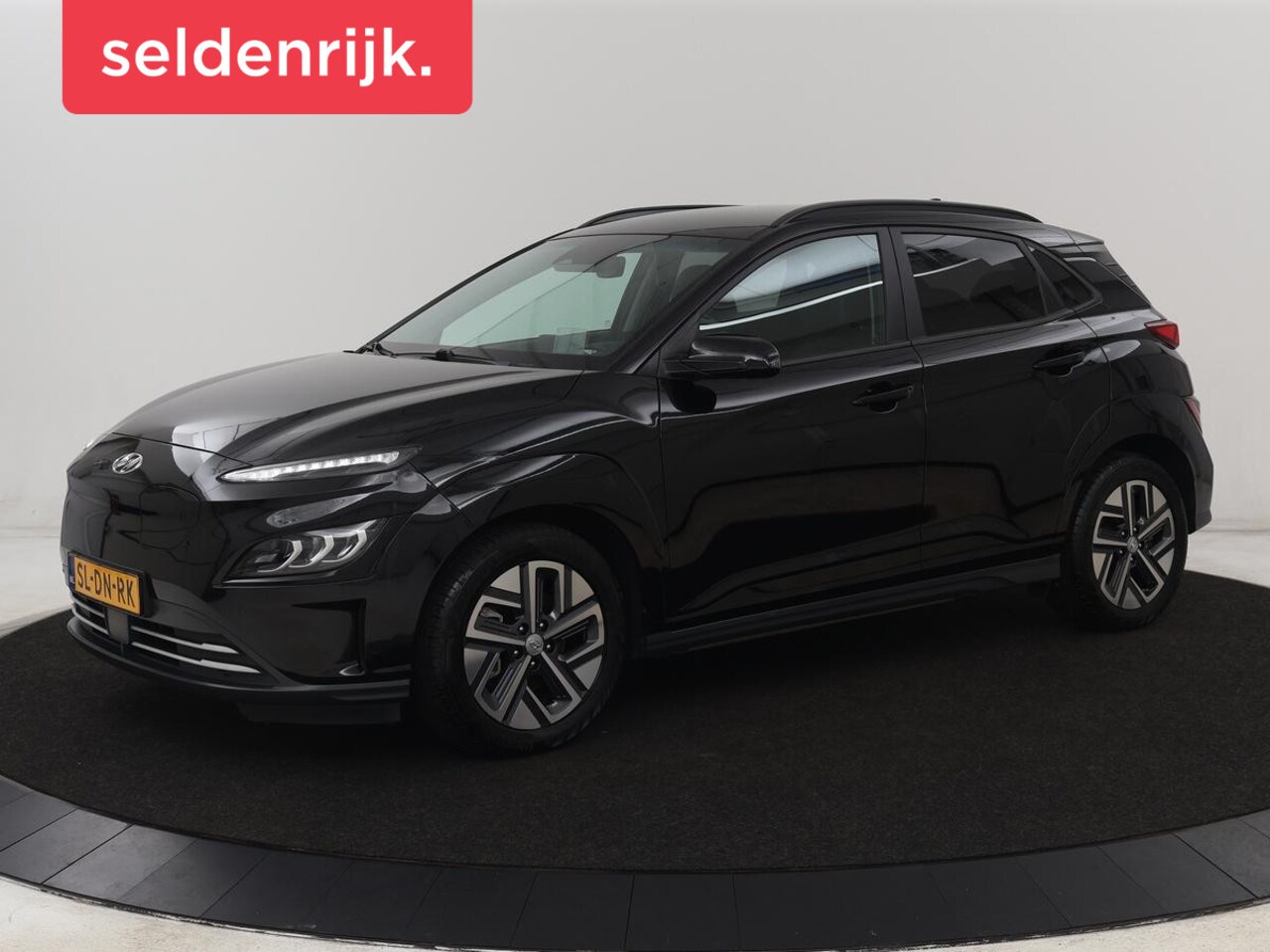 Hyundai Kona Electric - EV Business 64 kWh | 3-Fase | Stoelverwarming | Climate control | Adaptive cruise control - AutoWereld.nl
