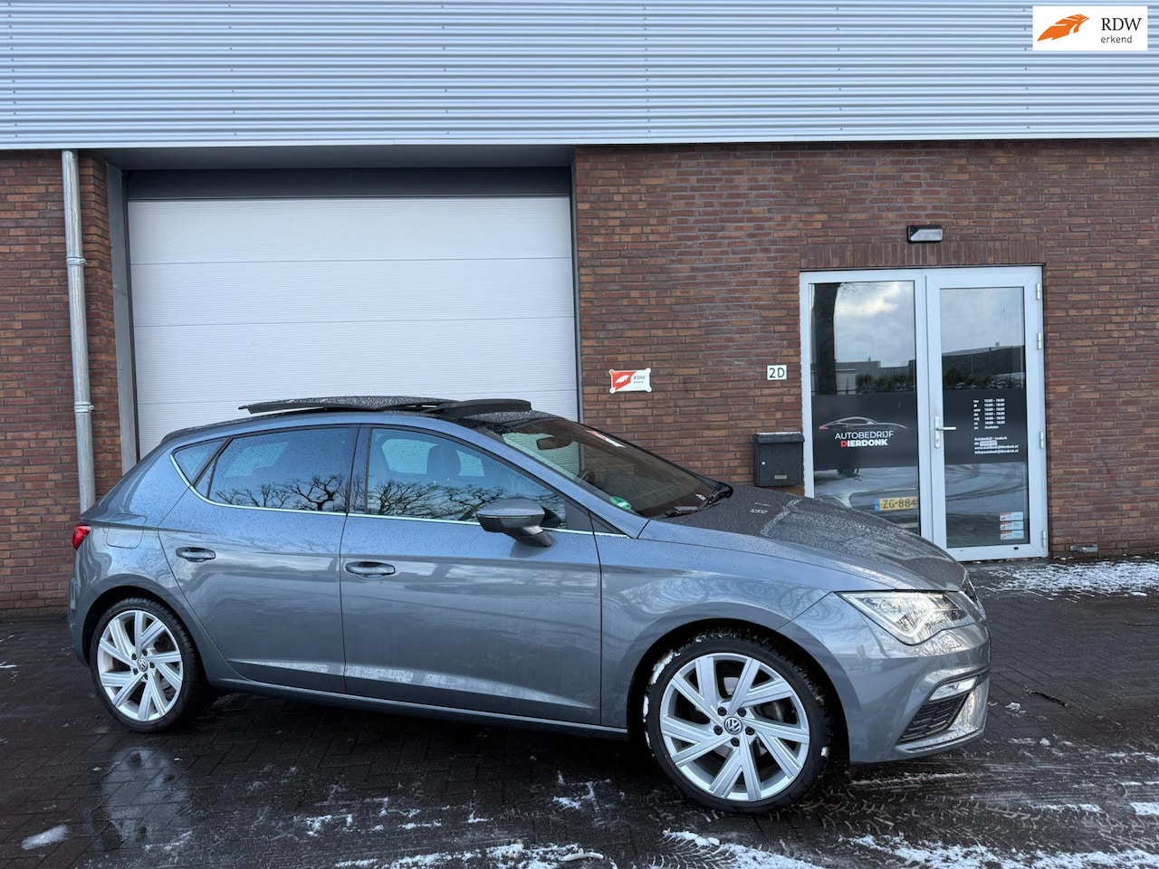 SEAT Leon - 1.4 EcoTSI FR Connect|PANO|CLIMATE|ADAPTIVE - AutoWereld.nl