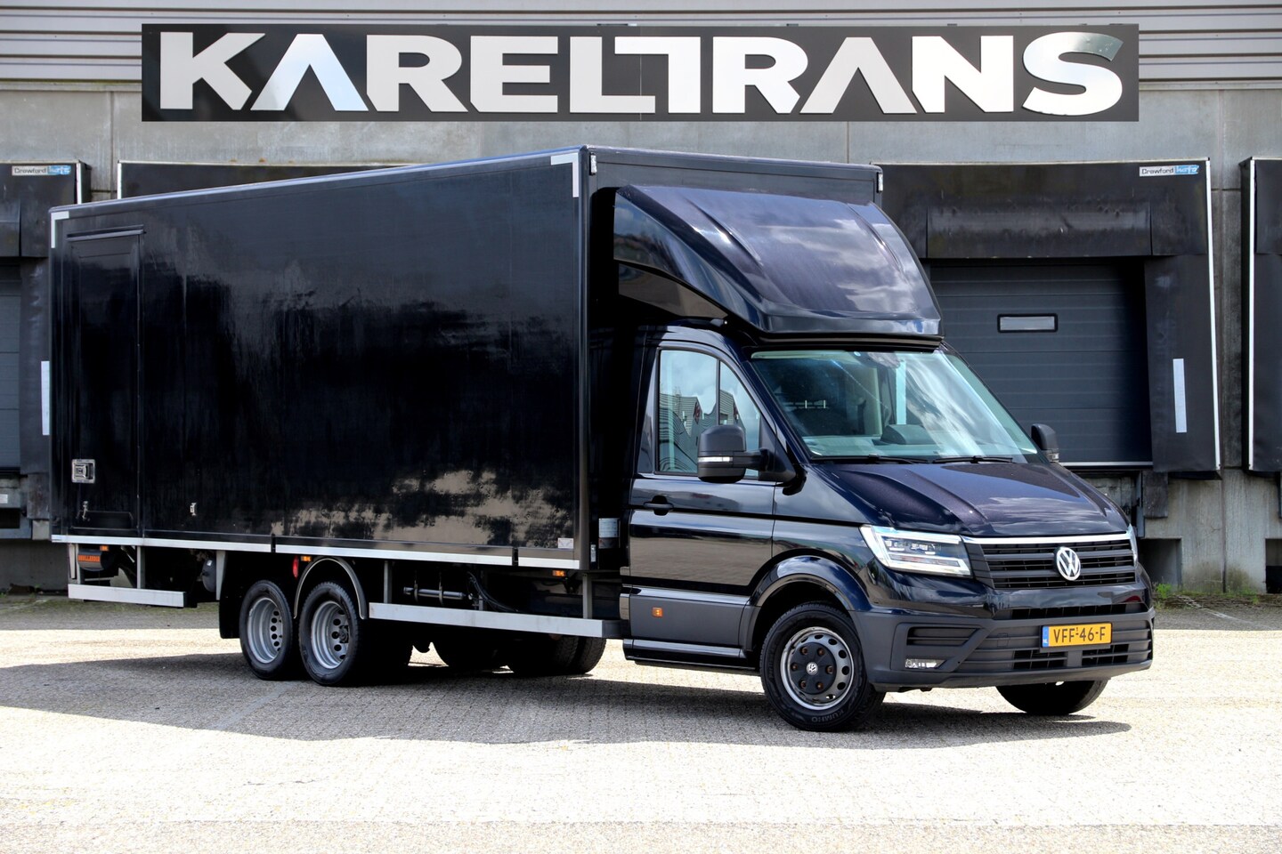 Volkswagen Crafter - 50 2.0 TDI 177 | Aut. | 610x223x223 | 2.250kg laadvermogen | Clixtar | Uniek!! - AutoWereld.nl