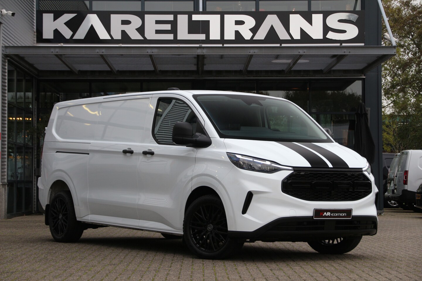 Ford Transit Custom - 320 2.0 TDCI 136 | KAR-edition | L2H1 | LED | Camera | Navi | Clima.. - AutoWereld.nl