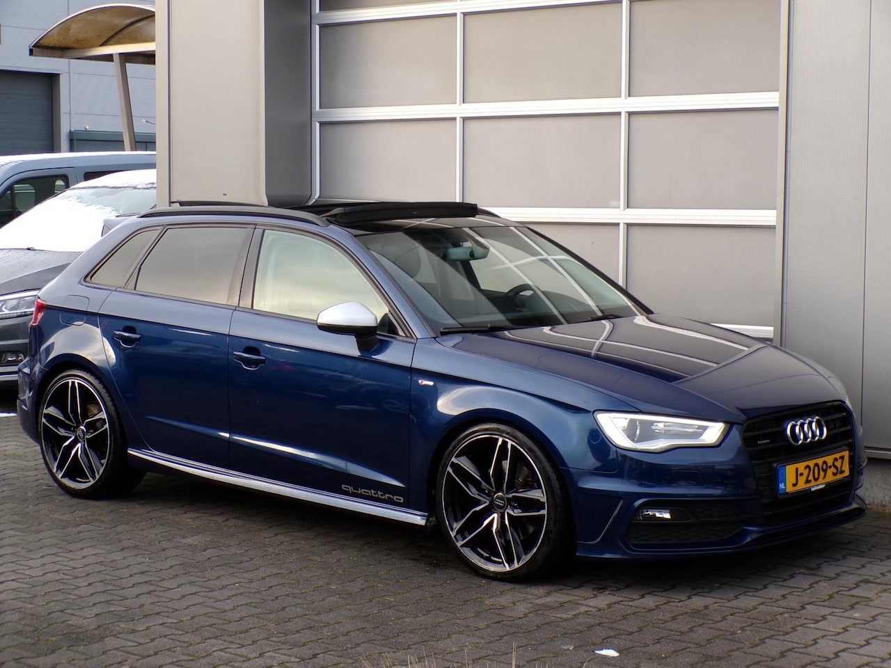 Audi A3 Sportback - 2.0 TDI Ambition Pro Line S 2.0 TDI Ambition Pro Line S|Pano|LED|PDC - AutoWereld.nl
