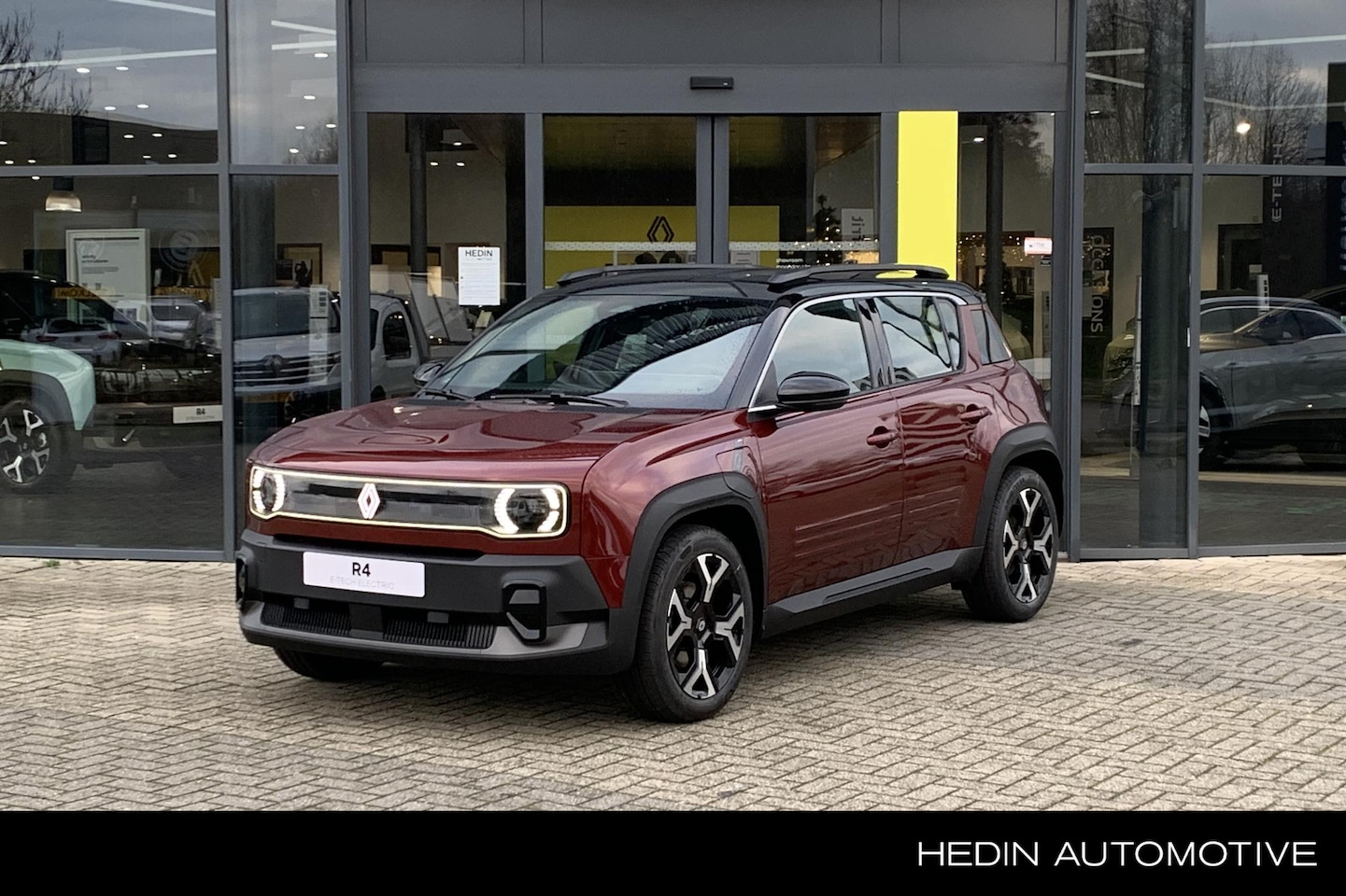 Renault 4 - comfort range techno 52 kWh | Stuur + stoelverwarming | Camera | V2L | Warmtepomp | Naviga - AutoWereld.nl