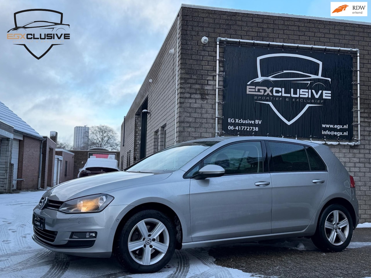 Volkswagen Golf - 1.2 TSI Trendline 360 parkeersensor/stoelverwarming - AutoWereld.nl