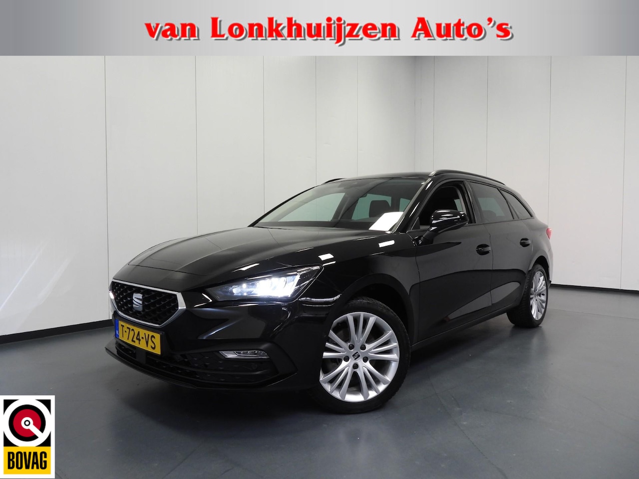 SEAT Leon Sportstourer - 1.0 eTSI Aut. Style Business Intense NAVI/CAMERA/LED/TREKH./17"LMV! - AutoWereld.nl