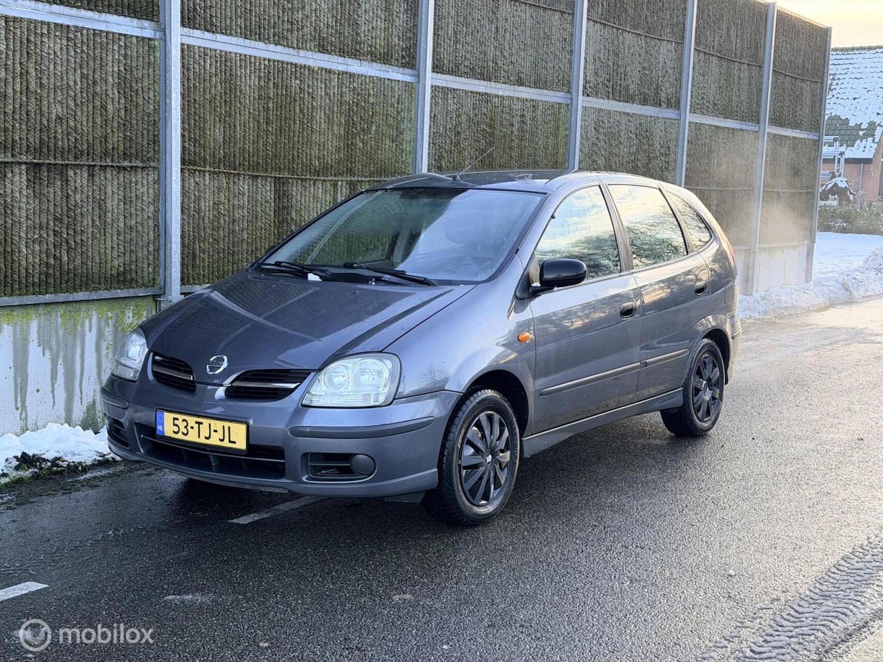 Nissan Almera Tino - 1.8 NAP/APK/AIRCO/NETTEAUTO - AutoWereld.nl