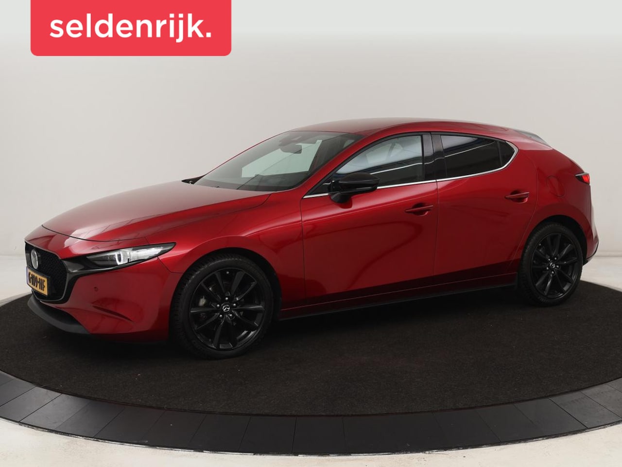 Mazda 3 - 2.0 SA-X Luxury | Camera | Bluetooth | Trekhaak | Automaat | Leder | Led | Stoelverwarming - AutoWereld.nl