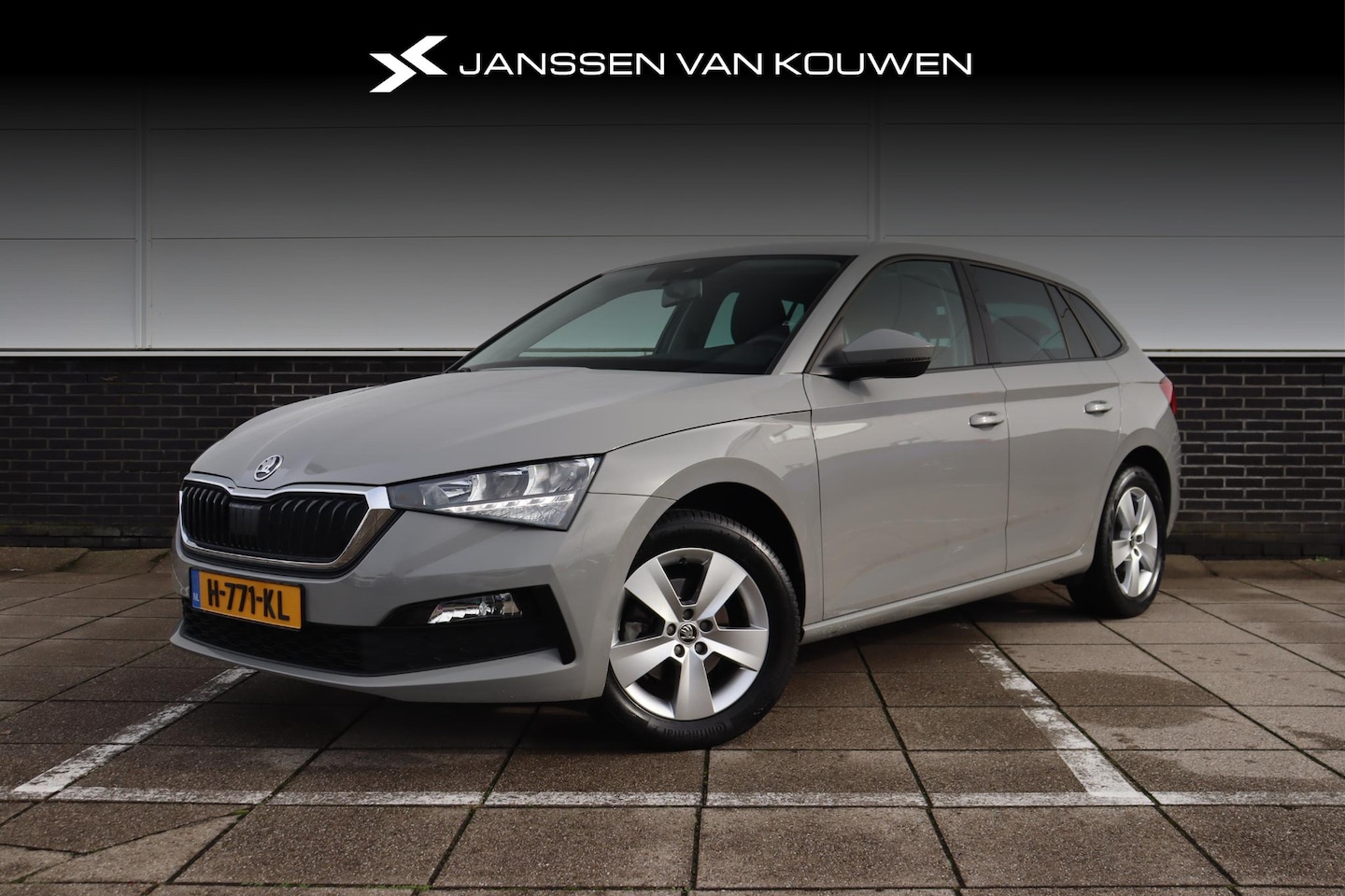 Skoda Scala - 1.0 TSI Ambition * Airco * Apple Carplay * Trekhaak * - AutoWereld.nl