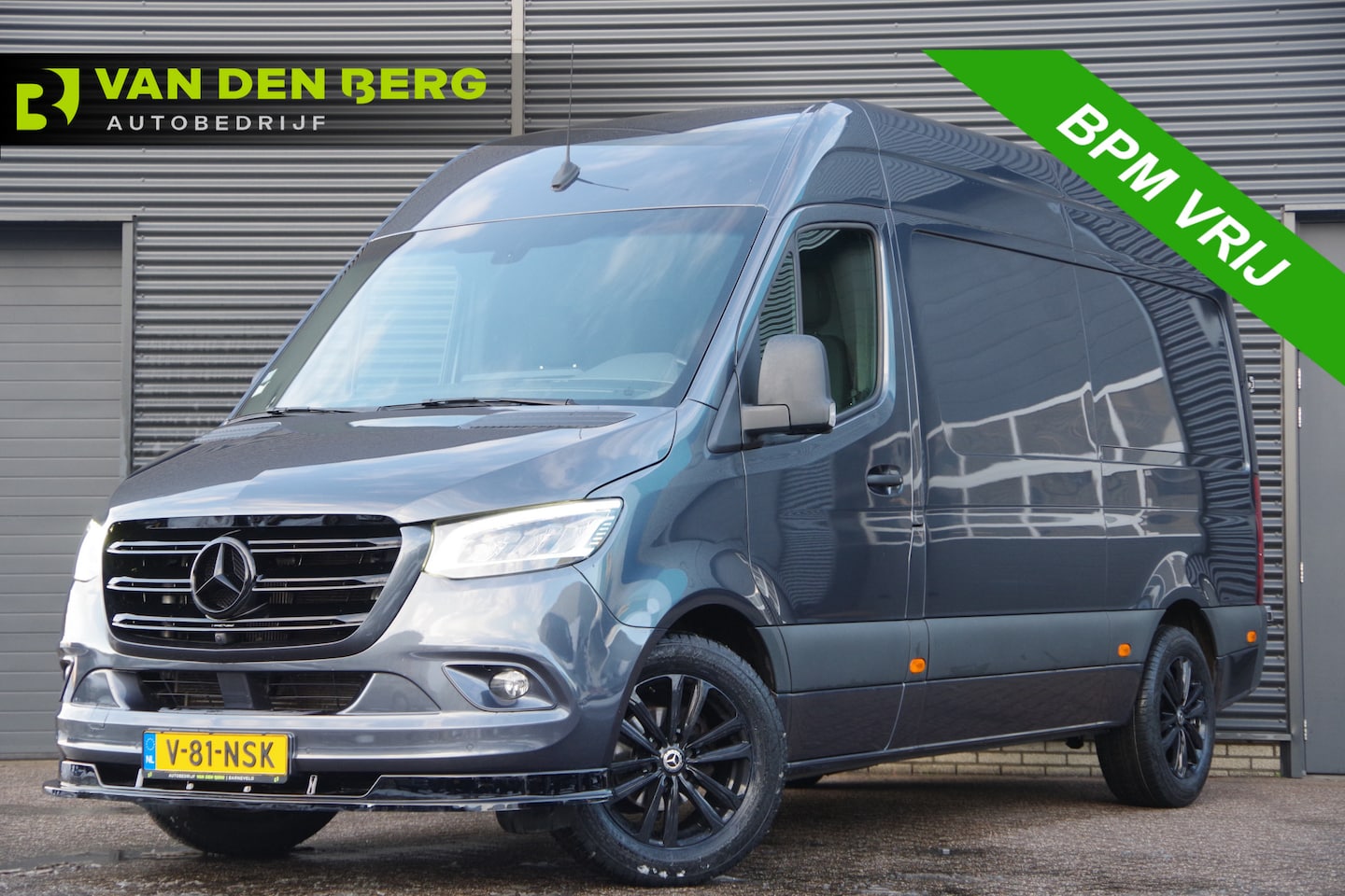 Mercedes-Benz Sprinter - Merce des-Benz 319 3.0 CDI V6 L2H2 AUT. LED, LUCHTVERING, 360 CAMERA, STOELVERWARMING, CRU - AutoWereld.nl