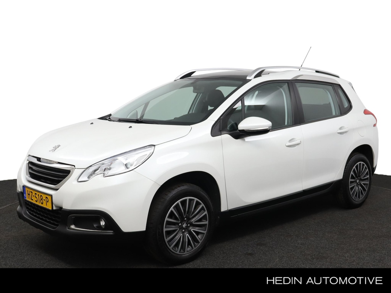 Peugeot 2008 - 1.2 90 pk Active | Panoramadak | Trekhaak | Airco | Cruise controle | 1e eigenaar | - AutoWereld.nl