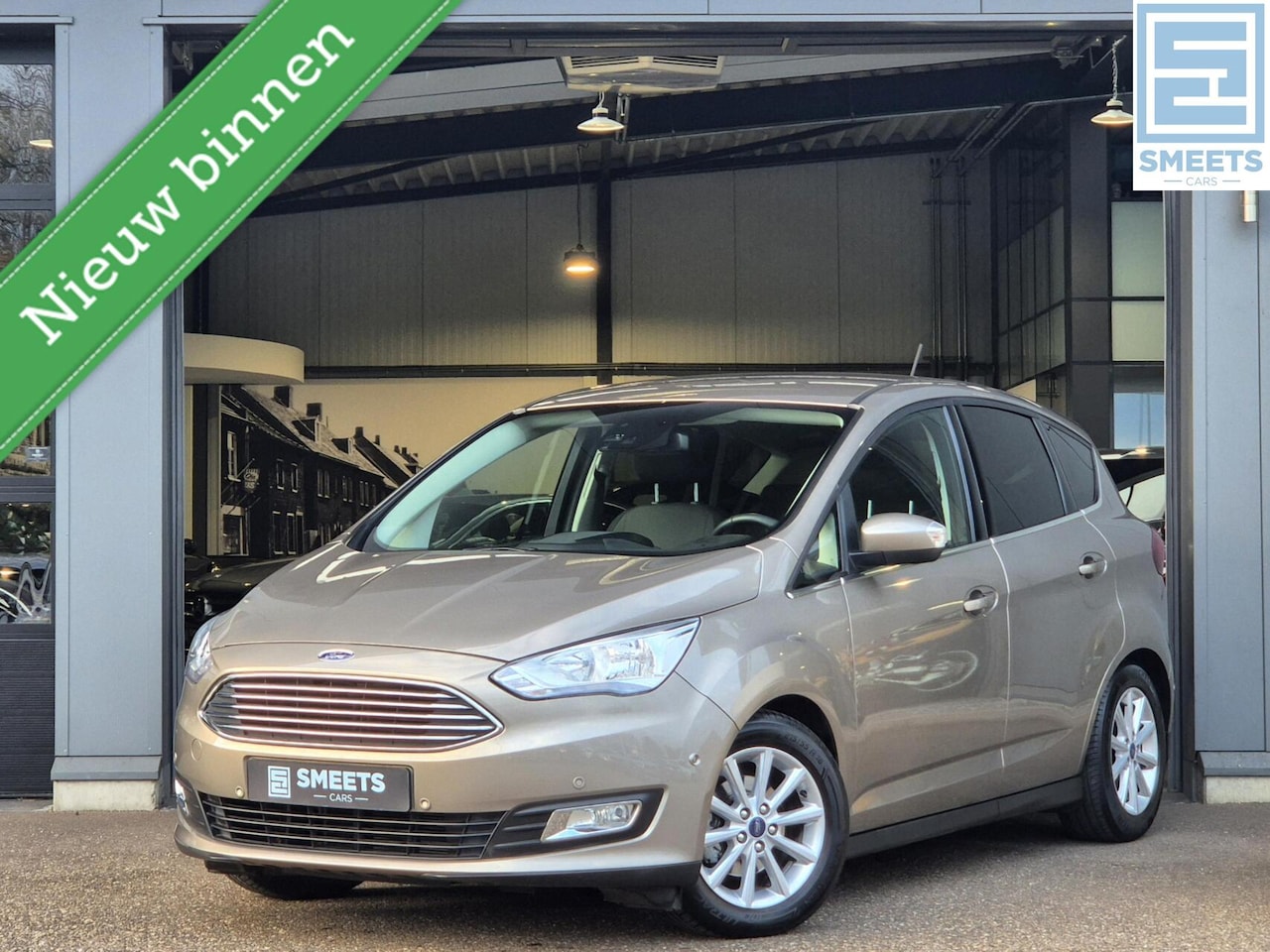Ford C-Max - 1.0 Titanium 125PK 1e Eig! |Nav|Clima|PDC|Trekhaak - AutoWereld.nl