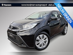 Toyota Aygo X - 1.0 VVT-i MT Play Zwart Metallic - Apple Carplay - Android Auto - Adaptive cruise control