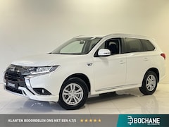 Mitsubishi Outlander - 2.4 PHEV Pure | Apple CarPlay / Android Auto navigatie | Achteruitrijcamera | Trekhaak |