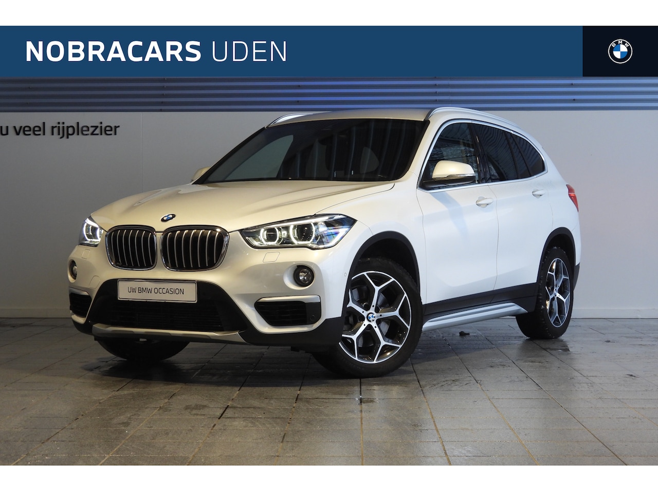 BMW X1 - sDrive20i High Executive xLine Automaat / Achteruitrijcamera / LED / Comfort Access / Head - AutoWereld.nl