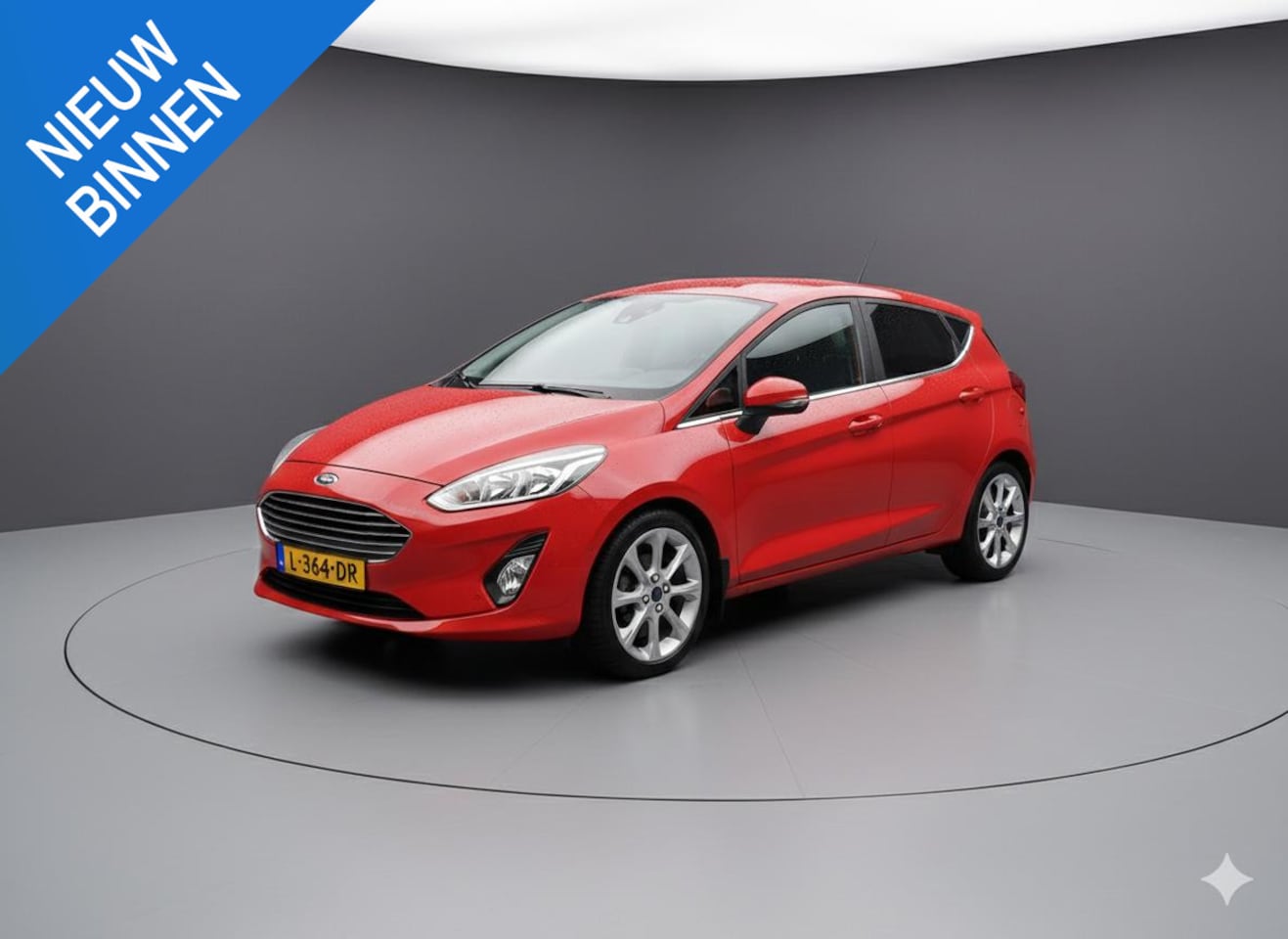 Ford Fiesta - 1.0 ECOBOOST TITANIUM I AUTOMAAT I P-CAMERA I 5-DEURS I PARKEERSENSOREN - AutoWereld.nl