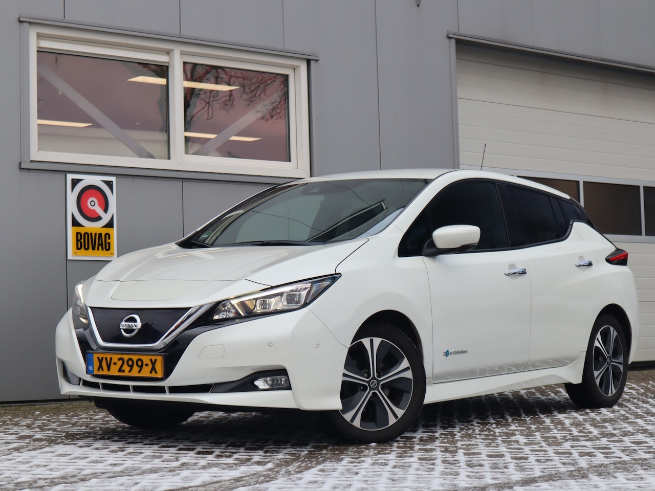 Nissan LEAF - Tekna 40 kWh / 360° camera / Leder / Bose / Adaptive Cruise - AutoWereld.nl