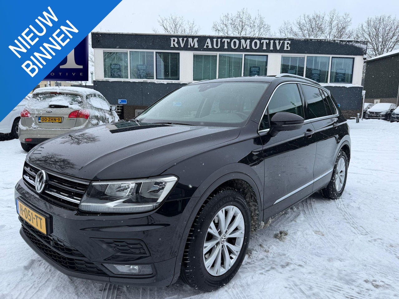 Volkswagen Tiguan - 1.5 TSI ACT Comfortline Business AUT. |PANO| ADAPTIVE CRUISE| STOELVERWARMING| ELEK. ACHTE - AutoWereld.nl