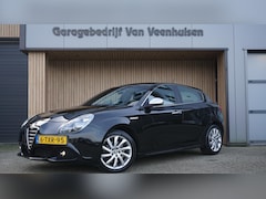 Alfa Romeo Giulietta - 1.4 T 170pk Automaat Sport Business Executive H-Leder 17inch LM Trekhaak Navi *NL auto* 83