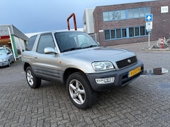 Toyota RAV4 - 1.8-16V VVT-i Luna