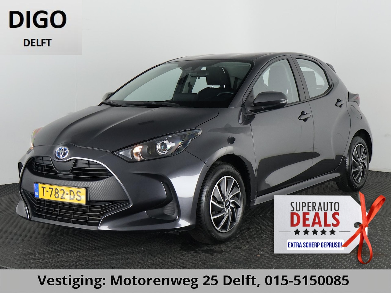 Toyota Yaris - 1.5 HYBRIDE GRAYLINE NAVIGATIE GARANTIE TOT 2033 ! CAMERA.CRUISE. CLIMA.ALS NIEUW ! - AutoWereld.nl