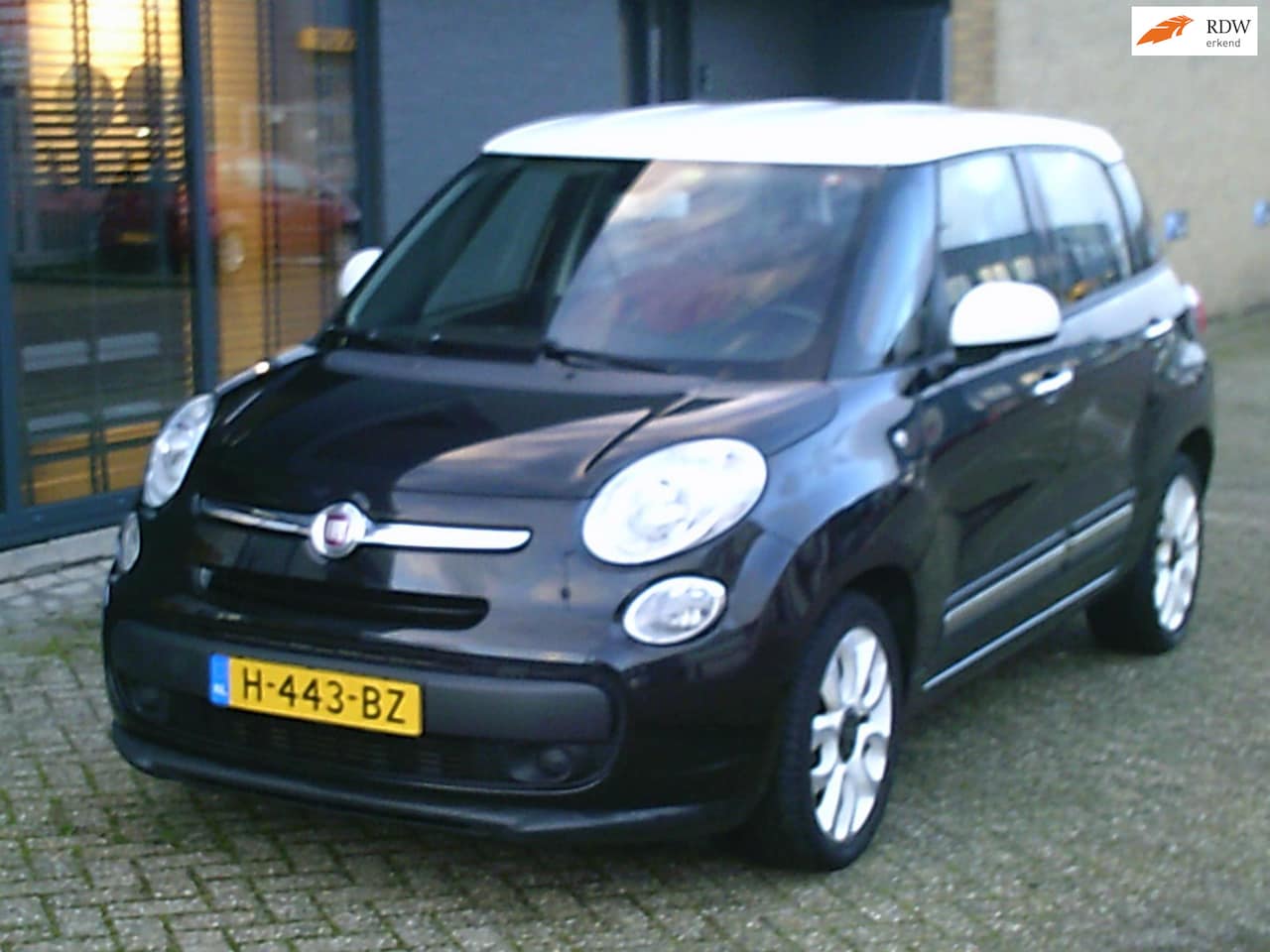 Fiat 500 L - 0.9 TwinAir Lounge Nwe Koppelling & Apk Airco LM-V Cruise Nap - AutoWereld.nl
