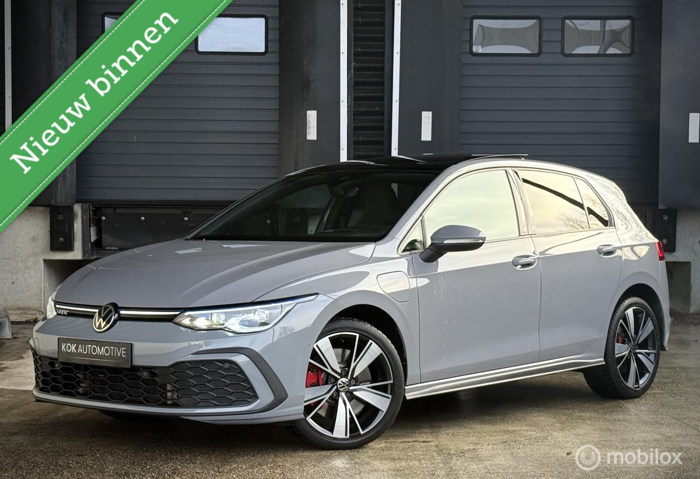 Volkswagen Golf - GTE|HUD|PANO|TREKHAAK|ACC|CARPLAY| - AutoWereld.nl