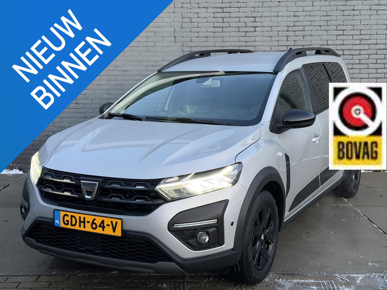 Dacia Jogger - 1.0 TCe 110 Extreme 5p. PDC, CAMERA, AIRCO, NAVI, BOVAG! - AutoWereld.nl