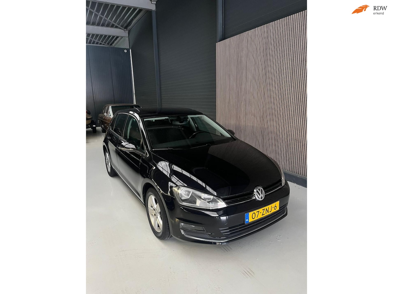 Volkswagen Golf - 1.2 TSI Highline Airco navi NAP - AutoWereld.nl