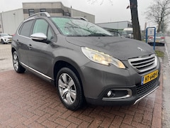 Peugeot 2008 - 1.2 PureTech Allure 149.000km Airco/ECC, Navigatie, Panoramadak
