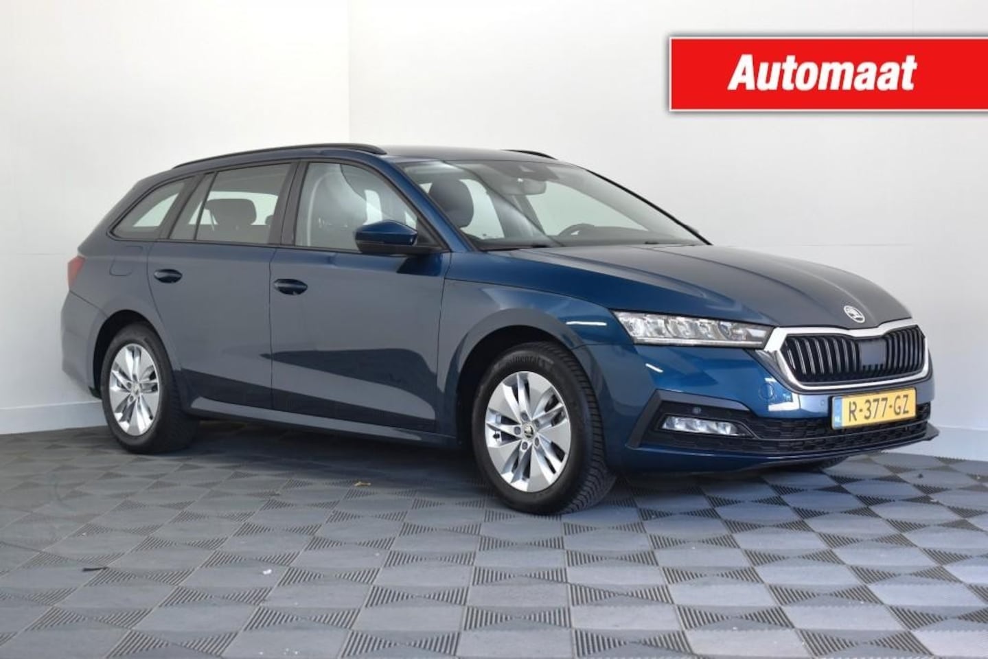 Skoda Octavia Combi - Combi 1.0 TSI 110PK Business Edition Automaat - AutoWereld.nl