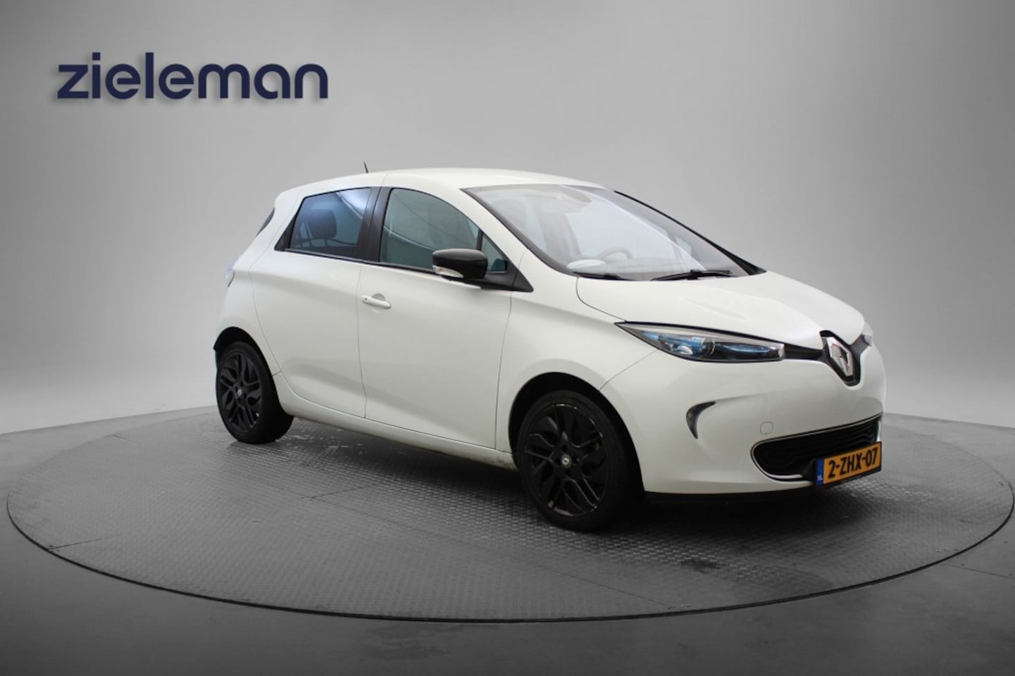 Renault Zoe - Q210 Zen Quickcharge 22 kWh Ex Accu - Navi, Clima, Cruise - AutoWereld.nl