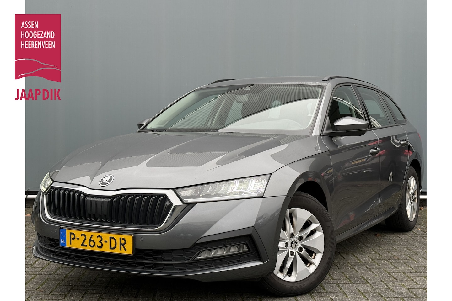 Skoda Octavia Combi - BJR 2022 1.0 TSI 111 PK Business Edition FULL LED | CAMERA | NAVI | CARPLAY | CLIMA - AutoWereld.nl