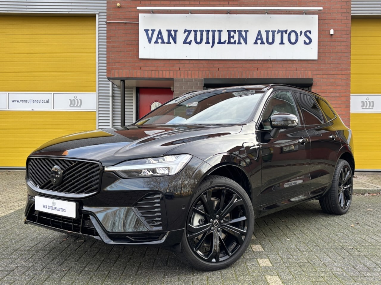 Volvo XC60 - T6 AWD Ultra Black Edition MY26 Panorama 21'' Head-up HK - AutoWereld.nl