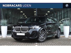 BMW X1 - xDrive30e High Executive M Sport Automaat / Trekhaak / Sportstoelen / M Adaptief onderstel