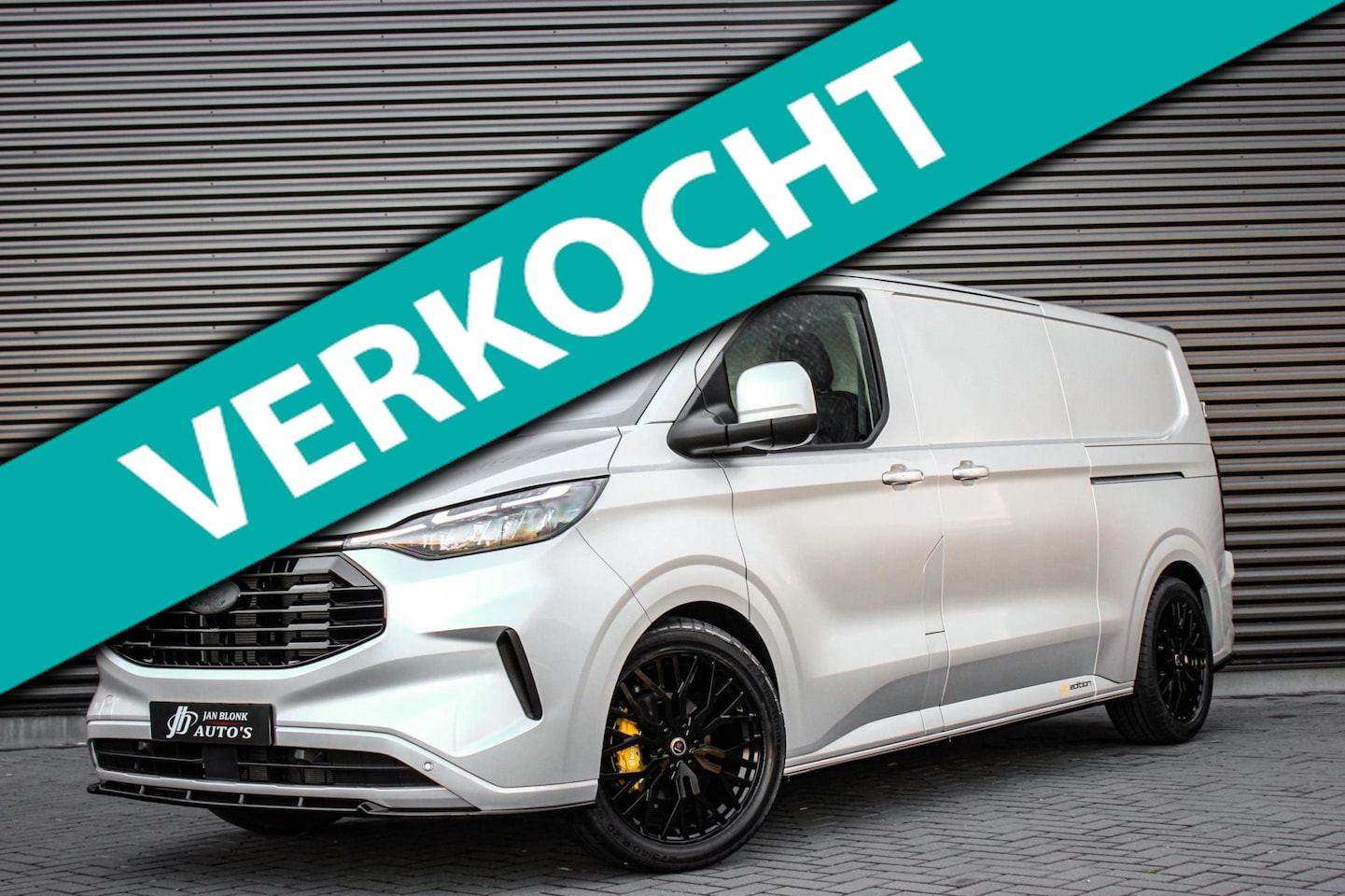 Ford Transit Custom - 320 2.0 TDCI L2H1 Limited 170PK JB- EDITION / DRIVER ASSISTANCE PACK / 3- ZITS / MY2024 / - AutoWereld.nl