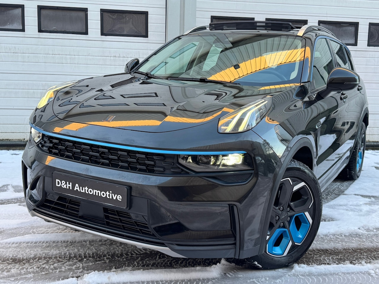 Lynk & Co 01 - 1.5 TSI Xenon/Led/Acc/Carplay/Select modus/Camera/startstop/Keyls intree/carplay/front-lan - AutoWereld.nl