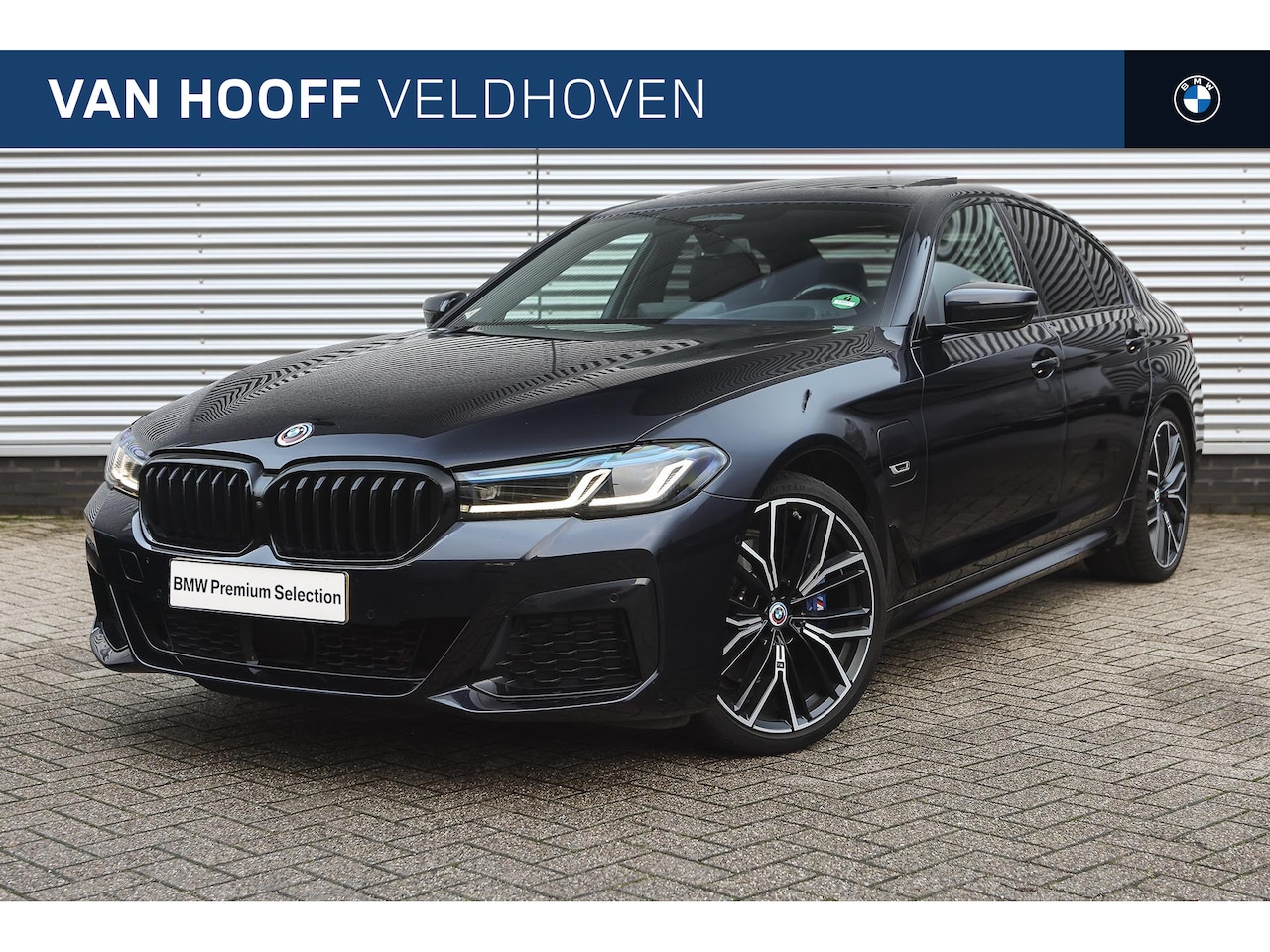 BMW 5-serie - 530e High Executive M Sport Automaat / Schuif-kanteldak / Laserlight / Head-Up / Comfort A - AutoWereld.nl