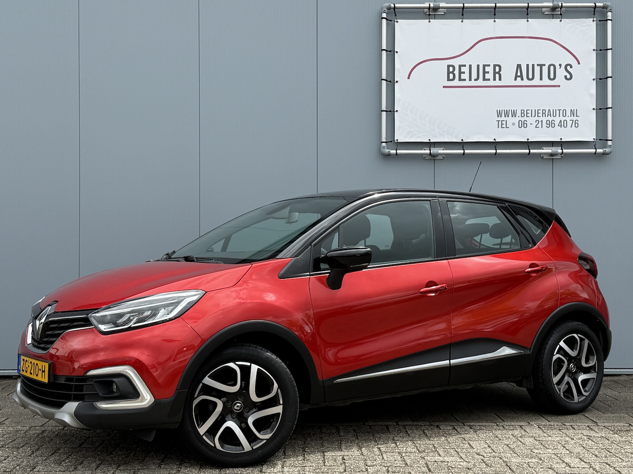 Renault Captur - 0.9 TCe Limited Navigatie/Trekhaak/Climate. - AutoWereld.nl