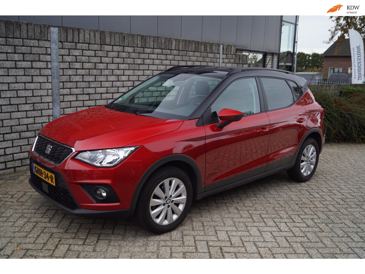 SEAT Arona - 1.0 TSI Style Business Intense Plus Navi Clima Apple Carplay Cruise Front Assist PDC Stoel - AutoWereld.nl