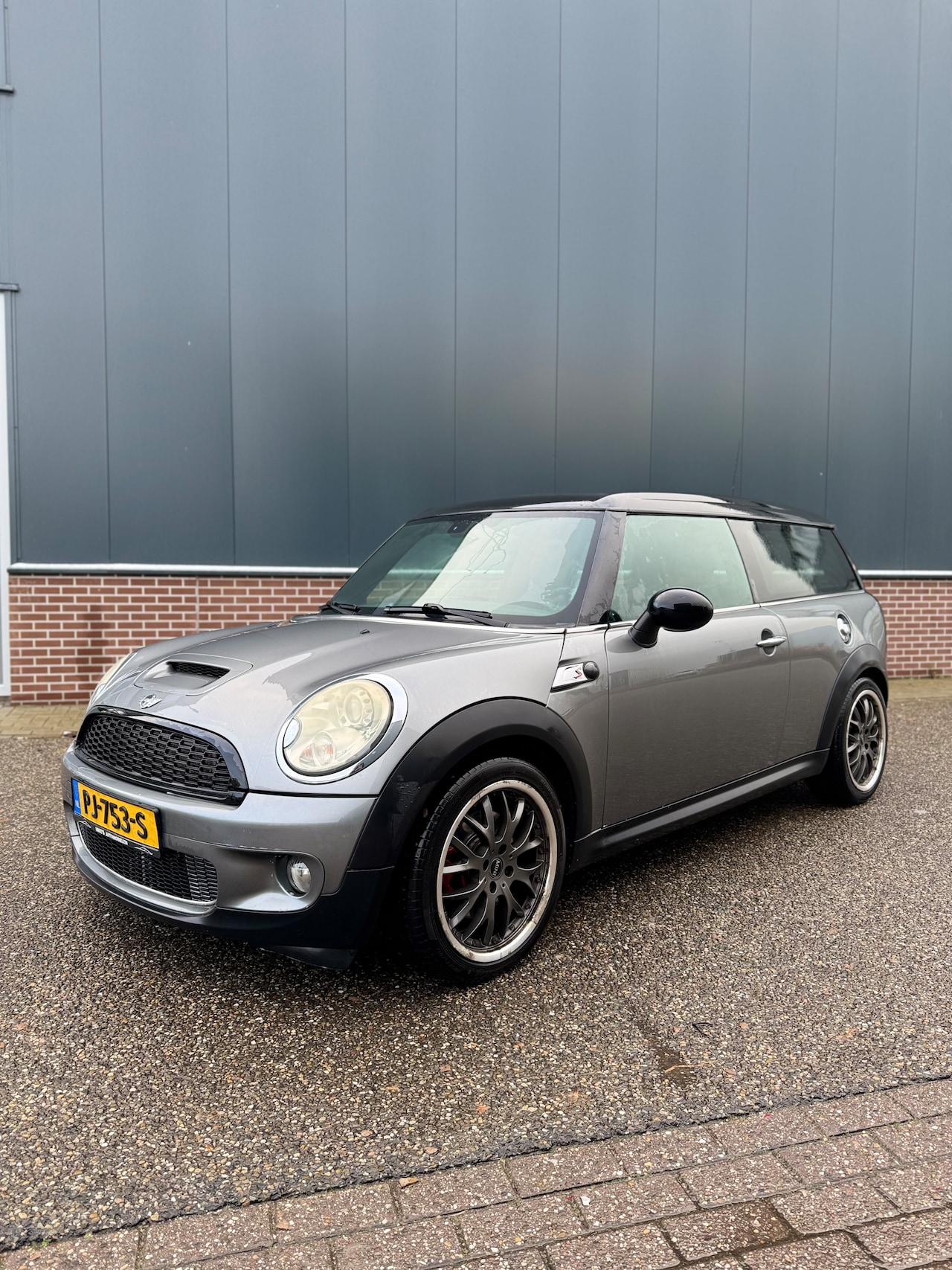 MINI Clubman - 1.6 Cooper S | PANO DAK | 174 pk | Lange APK - AutoWereld.nl
