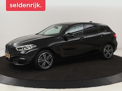 BMW 1-serie - 118i Sport Line | Sportstoelen | Carplay | Live Cockpit | Full LED | Navigatie | Half lede