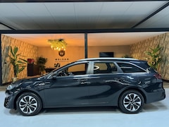 Kia Cee'd Sportswagon - Ceed 1.6 GDI PHEV DynamicLine Garantie Carplay Camera StuurVW StoelVW Keyless Adoptieve Cr