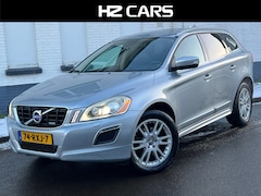Volvo XC60 - 2.0T R-Design/Automaat/Leder/Trekhaak/PDC/Navi/Cruise