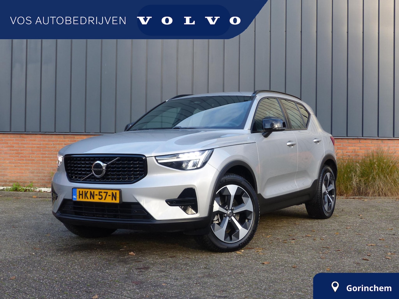 Volvo XC40 - B4 Plus Dark |Trekhaak| Electr. verstelbare voorstoelen| All Season Banden| - AutoWereld.nl