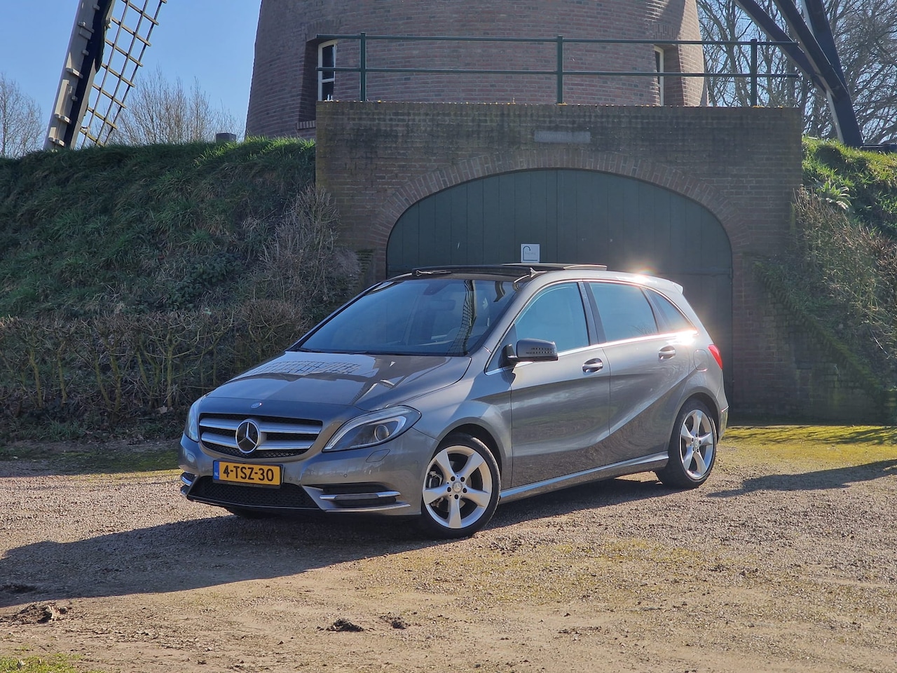 Mercedes-Benz B-klasse - 180 Ambition *BOMVOL!* - AutoWereld.nl