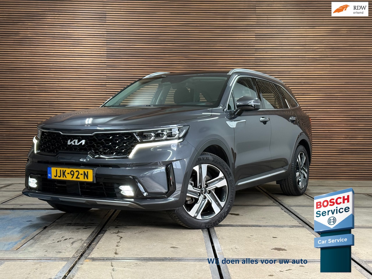 Kia Sorento - 1.6 T-GDI Plug-in Hybrid 4WD DynamicLine 7p. | Luxe Leer | Afn. Trekhaak | Winterpakket | - AutoWereld.nl