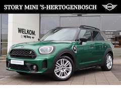 MINI Countryman - Cooper SE ALL4 Classic Automaat / Achteruitrijcamera / Comfort Access / Comfortstoelen / E
