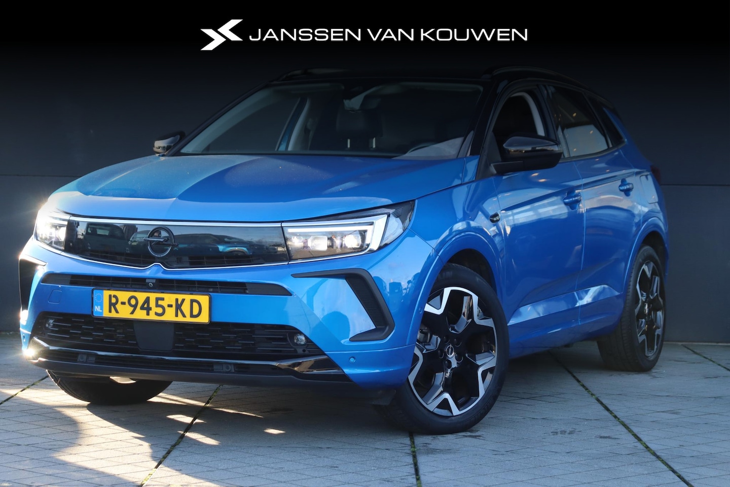 Opel Grandland - 1.6 Turbo Plug-In Hybrid Ultimate / Leder / Camera / 19'' - AutoWereld.nl