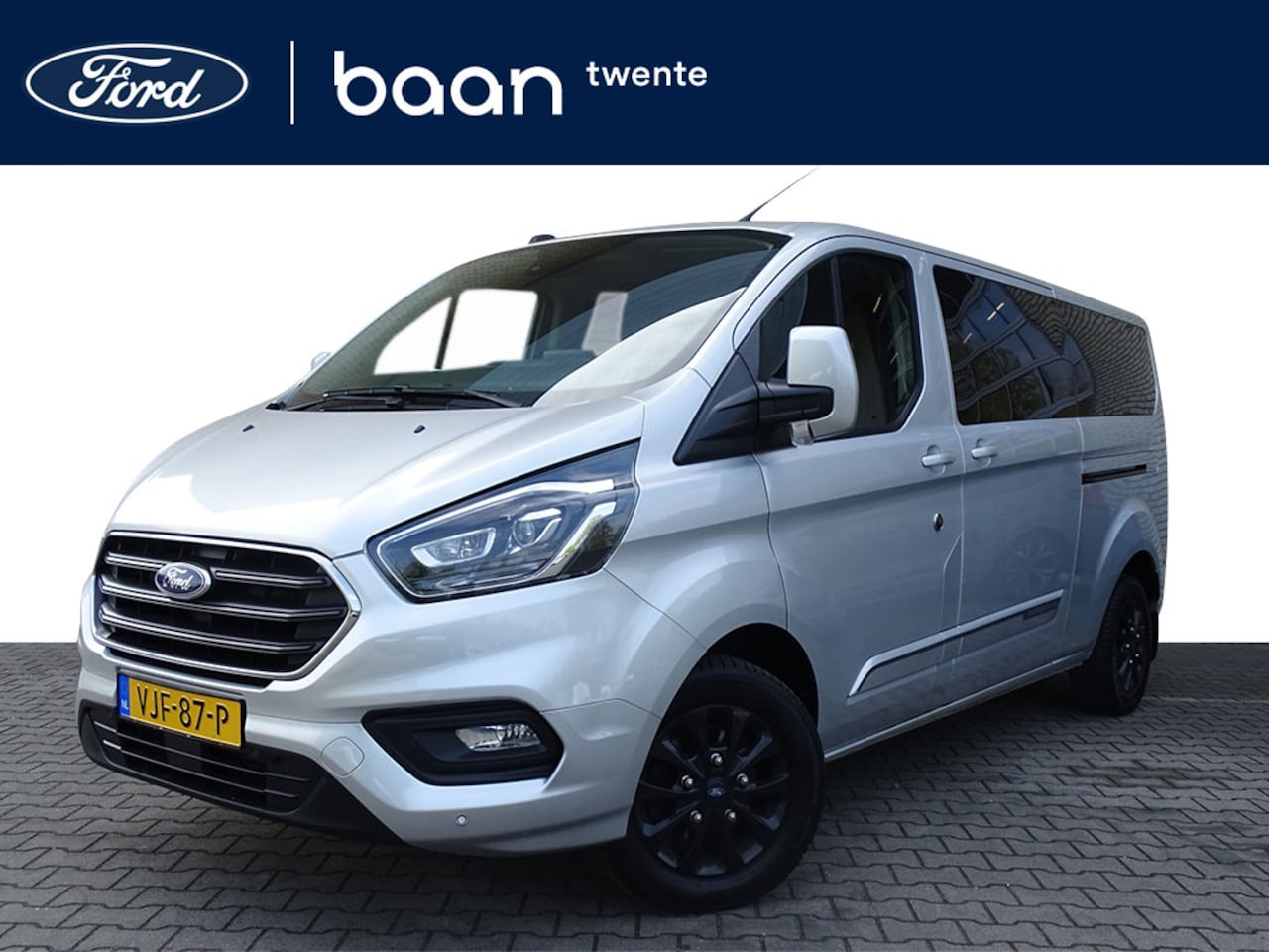 Ford Transit Custom - 320 2.0 TDCI L2H1 Platinum Edition DC / Dubbele Cabine / Trekhaak / automaat - AutoWereld.nl