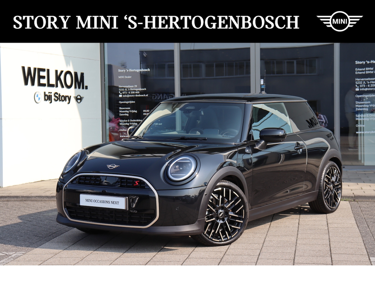 MINI Cooper S - Hatchback / Favoured Trim / Pakket XL / 18 inch Night Flash Spoke 2-tone - AutoWereld.nl